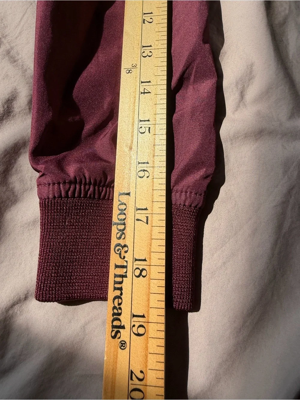 Old Navy Brand Kids Windbreaker Hooded Jacket Coat Burgundy Size Medium (8)